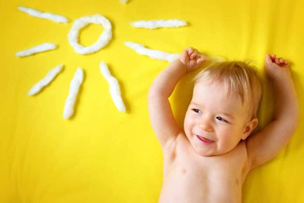 chăm sóc trẻ sơ sinh