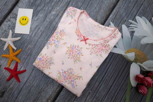 Bộ Xuất Hàn Bé Gái Hoạ Tiết Hoa Nhí