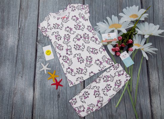 Bộ Xuất Hàn Bé Gái Hoạ Tiết Con Mèo