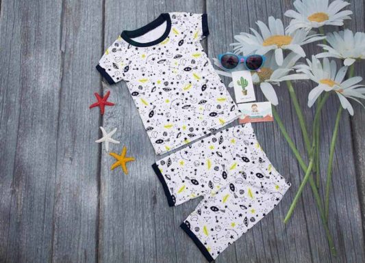 Bộ Xuất Hàn Bé Trai Hoạ Tiết Vũ Trụ