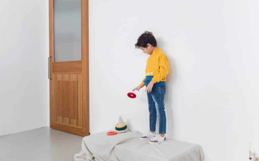 ban si quan ao tre em