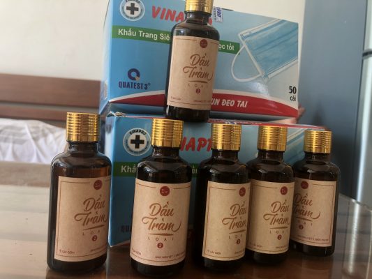 Công dụng của tinh dầu tràm và mua dầu tràm ở đâu uy tín