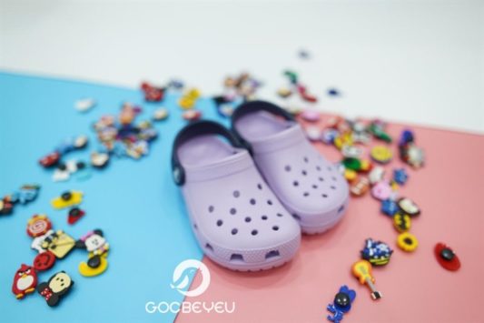 dép crocs mua ở đâu