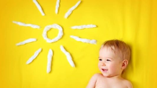 Cách bổ sung Vitamin D cho trẻ sơ sinh