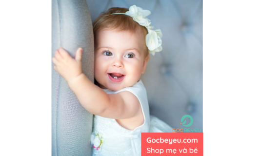 Giúp mẹ chọn quần tất trắng cho bé gái vào ngày đông