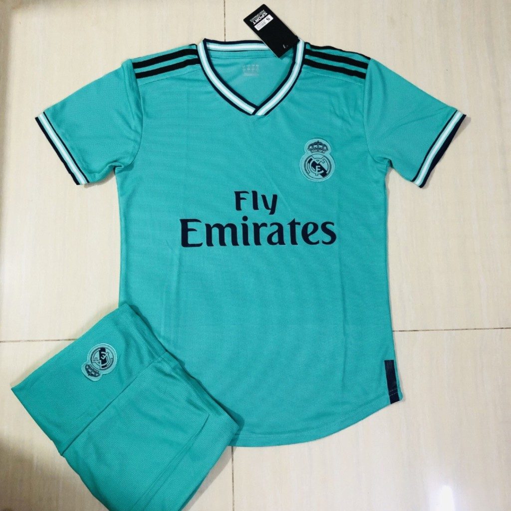 Áo Real Madrid xanh ngọc